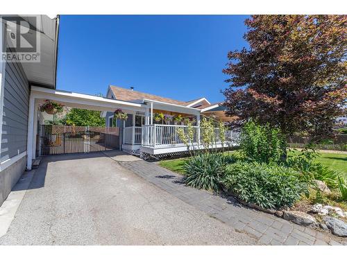 860 Fairview Road, Oliver, BC - Outdoor With Deck Patio Veranda