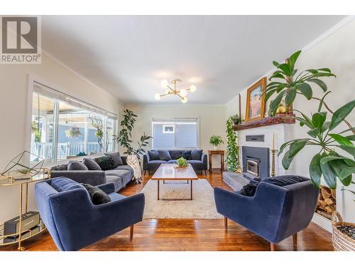 860 Fairview Road, Oliver, BC - Indoor Photo Showing Living Room With Fireplace