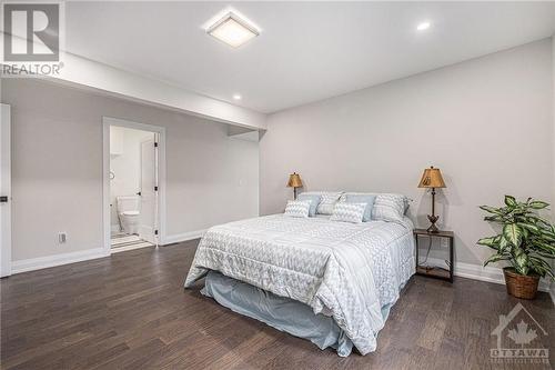 161 Maple Lane, Ottawa, ON - Indoor Photo Showing Bedroom