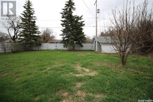 528 Redcoat Drive, Eastend, SK - Outdoor