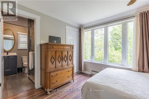 23 Hainer Street, St. Catharines, ON - Indoor Photo Showing Bedroom