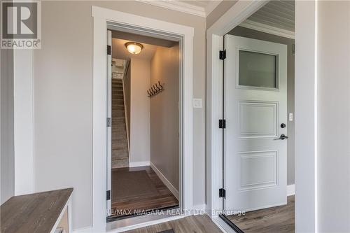 23 Hainer Street, St. Catharines, ON - Indoor Photo Showing Other Room