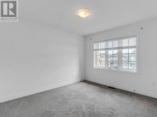 66 Stately Drive, Wasaga Beach, ON - Indoor Photo Showing Other Room