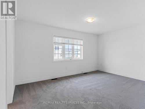 66 Stately Drive, Wasaga Beach, ON - Indoor Photo Showing Other Room