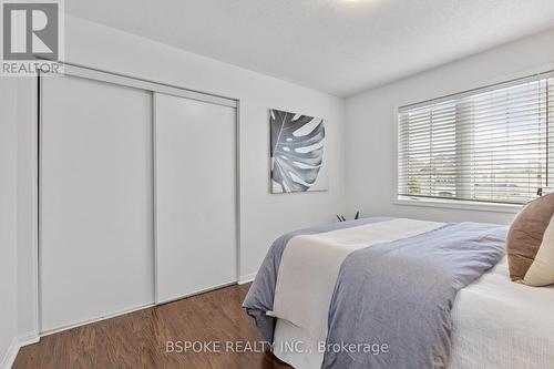 6 Drummondville Drive, Brampton, ON - Indoor Photo Showing Bedroom