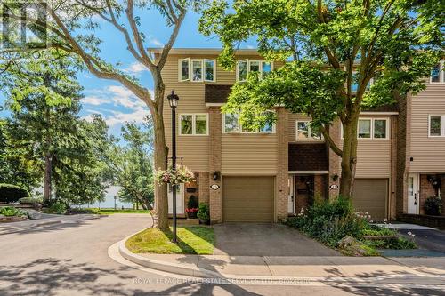 15 East Street, Oakville, ON - Outdoor With Facade