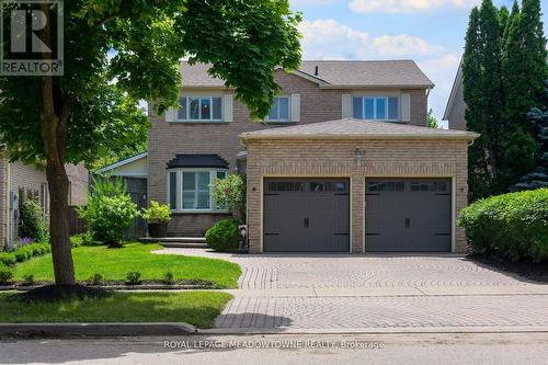 2546 Valencia Road, Mississauga, ON - Outdoor With Facade