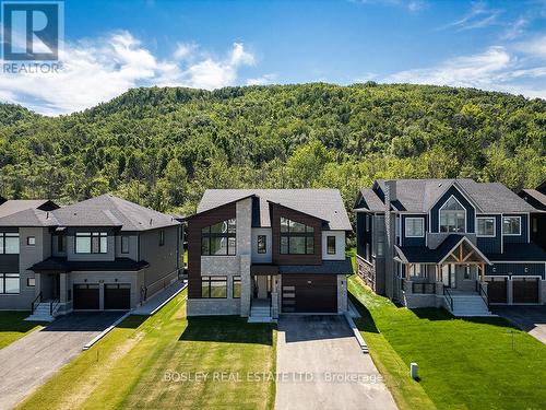 120 Dorothy Drive, Blue Mountains (Thornbury), ON - Outdoor With Facade