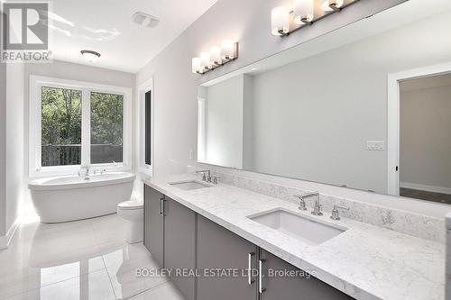 120 Dorothy Drive, Blue Mountains (Thornbury), ON - Indoor Photo Showing Bathroom