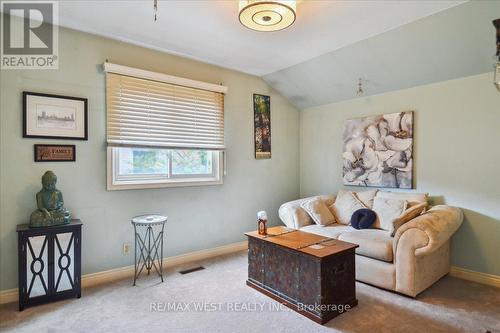 1846 Paddock Crescent, Mississauga, ON - Indoor