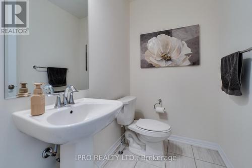 14 - 3256 Charles Fay Pass, Oakville, ON - Indoor Photo Showing Bathroom