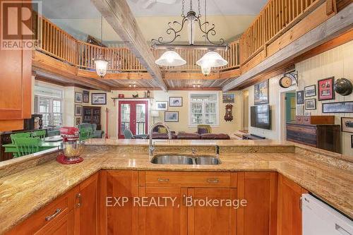 371 Lake Drive N, Georgina (Keswick North), ON - Indoor Photo Showing Kitchen With Double Sink