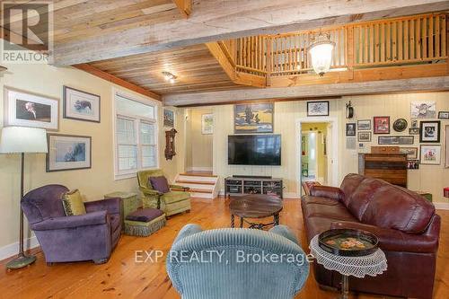 371 Lake Drive N, Georgina (Keswick North), ON - Indoor Photo Showing Living Room