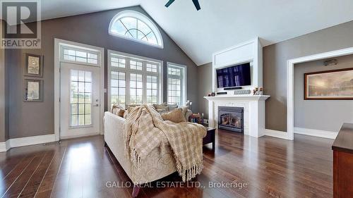 7779 Concession 3, Uxbridge, ON - Indoor Photo Showing Living Room With Fireplace