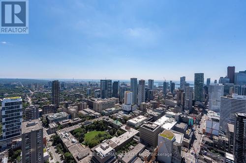 5104 - 386 Yonge Street, Toronto, ON - Outdoor With View