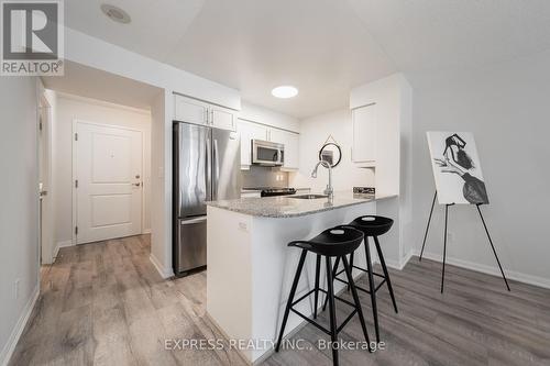 1229 - 38 Grand Magazine Street, Toronto, ON - Indoor Photo Showing Kitchen With Upgraded Kitchen