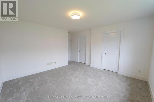 6956 Raleigh Boulevard, London, ON - Indoor Photo Showing Other Room