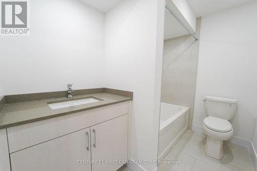 6956 Raleigh Boulevard, London, ON - Indoor Photo Showing Bathroom