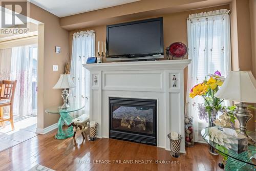 3270 Paulpeel Avenue, London, ON - Indoor Photo Showing Living Room With Fireplace