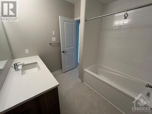 755 Keinouche Place, Ottawa, ON - Indoor Photo Showing Bathroom