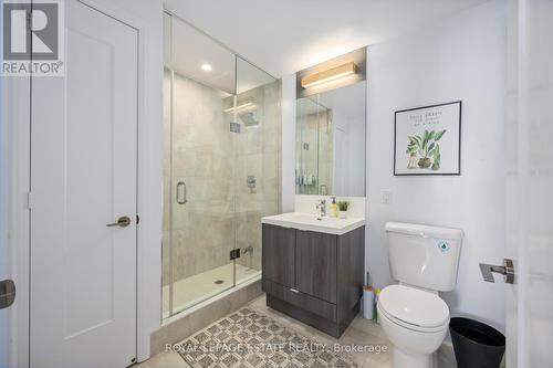 712 - 101 Erskine Avenue, Toronto C10, ON - Indoor Photo Showing Bathroom