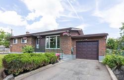 2529 KALADAR Avenue  Ottawa, ON K1V 8C3