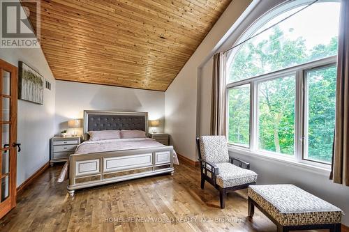 1305 Mineola Gardens, Mississauga (Mineola), ON - Indoor Photo Showing Bedroom