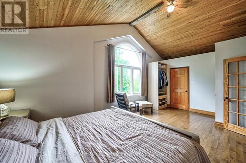 1305 Mineola Gardens, Mississauga (Mineola), ON - Indoor Photo Showing Bedroom