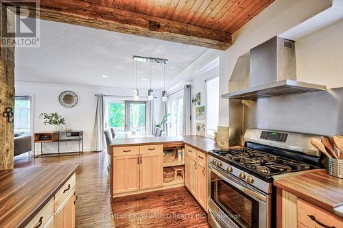 1305 Mineola Gardens, Mississauga (Mineola), ON - Indoor Photo Showing Kitchen