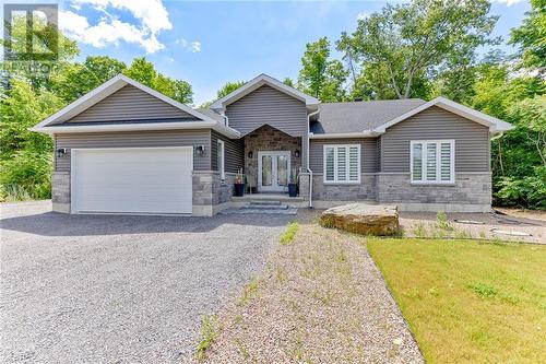 32 Partridge Drive, Calabogie, ON - Outdoor With Facade