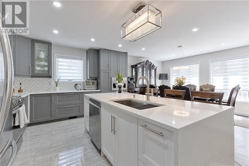 32 Partridge Drive, Calabogie, ON - Indoor Photo Showing Kitchen With Double Sink With Upgraded Kitchen