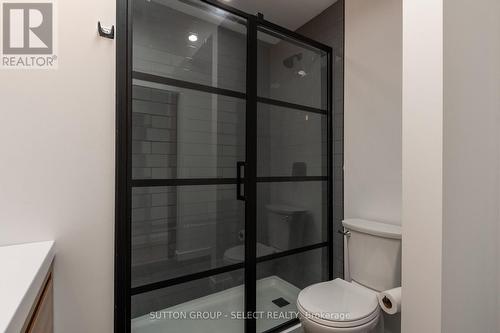 45 - 198 Springbank Drive, London, ON - Indoor Photo Showing Bathroom