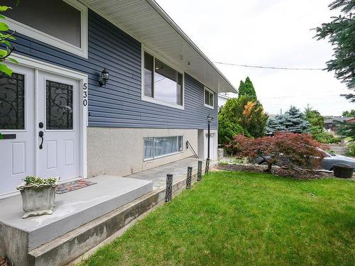 530 Huxley Place, Kamloops, BC - Outdoor With Exterior