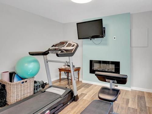 530 Huxley Place, Kamloops, BC - Indoor Photo Showing Gym Room