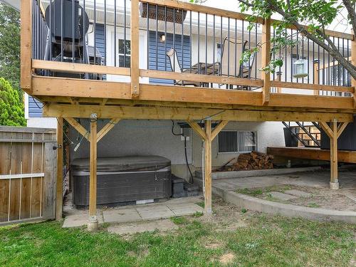 530 Huxley Place, Kamloops, BC - Outdoor