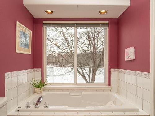 161 Haslett Road, Kamloops, BC - Indoor Photo Showing Bathroom