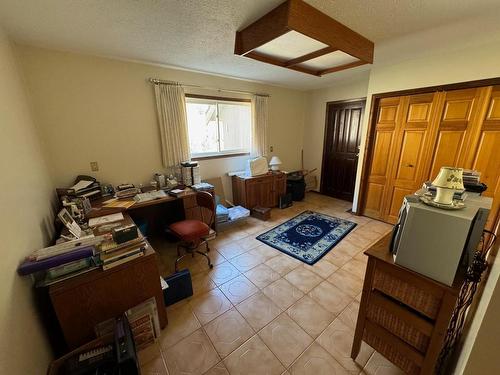 8609 Merritt Spences Br Hwy, Merritt, BC - Indoor Photo Showing Other Room