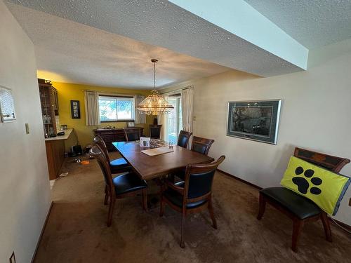 8609 Merritt Spences Br Hwy, Merritt, BC - Indoor Photo Showing Dining Room