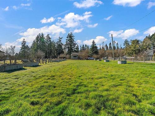 3574 Cowichan Lake Rd, Duncan, BC 