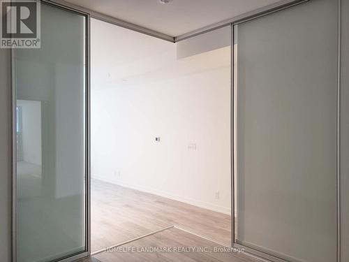 319 - 55 Mercer Street, Toronto, ON - Indoor Photo Showing Bathroom