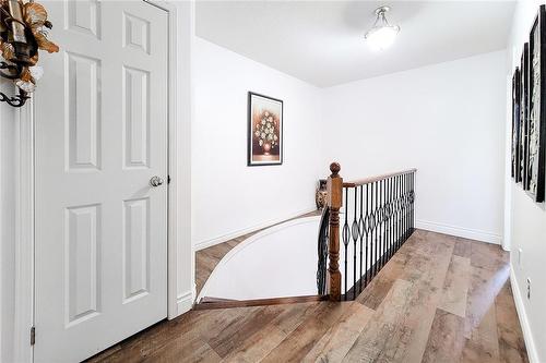 238 Candlewood Drive, Hamilton, ON - Indoor Photo Showing Other Room