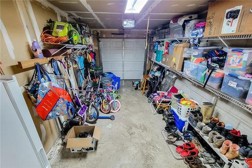 238 Candlewood Drive, Hamilton, ON - Indoor Photo Showing Garage