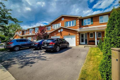 238 Candlewood Drive, Hamilton, ON - Outdoor With Facade