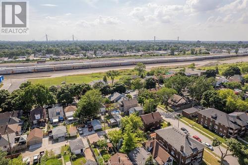 535-541 Pine Street, Windsor, ON - Outdoor With View