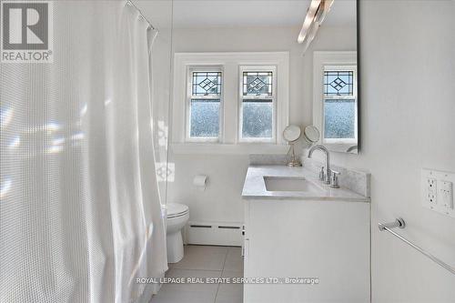 69 Duplex Avenue, Toronto, ON - Indoor Photo Showing Bathroom