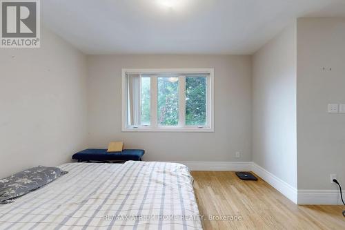 1242 Alexandra Avenue, Mississauga, ON - Indoor Photo Showing Bedroom