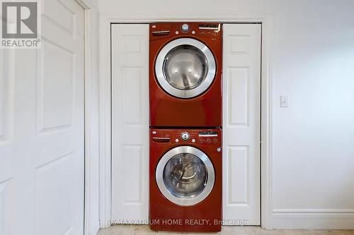 1242 Alexandra Avenue, Mississauga, ON - Indoor Photo Showing Laundry Room
