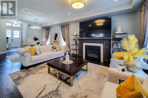 250 Nashville Circle N, Hamilton, ON - Indoor Photo Showing Living Room With Fireplace