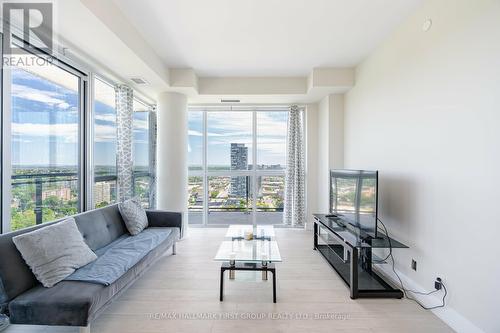 2301 - 15 Lynch Street, Brampton, ON - Indoor Photo Showing Living Room