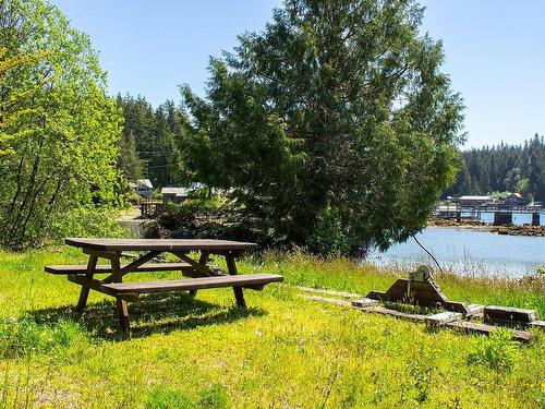 326 Grappler Rd, Bamfield, BC 